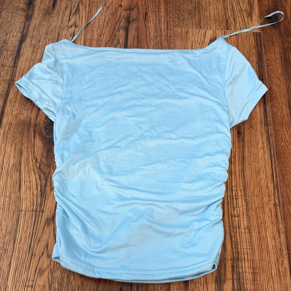 Light Blue Juniors Top - Picture 1 of 3